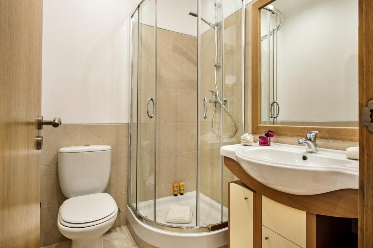 Modern And Spacious Two Bedroom Apartment Carvoeiro  Dış mekan fotoğraf